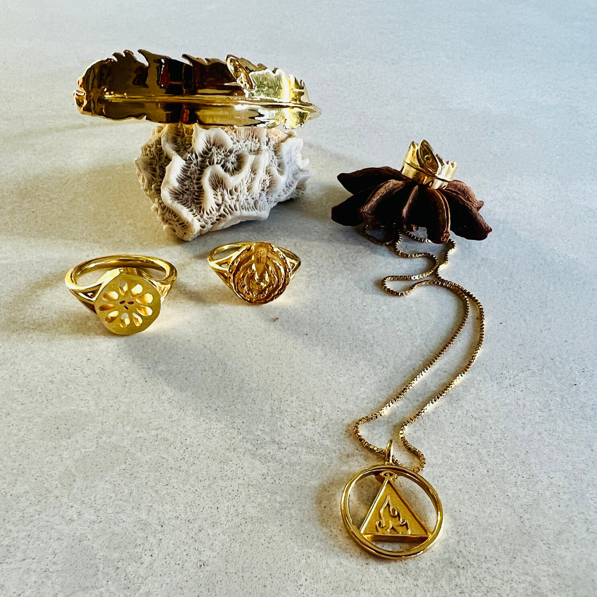 LOVE LEE OR Charms 14k Gold Elements Charms