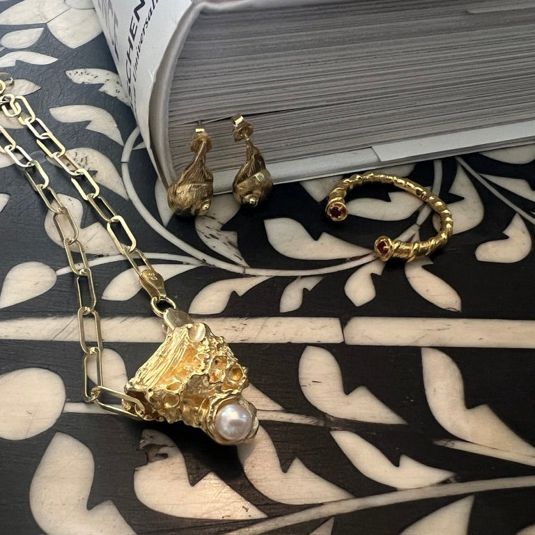 LOVE LEE OR Ring Cone Shell Ring