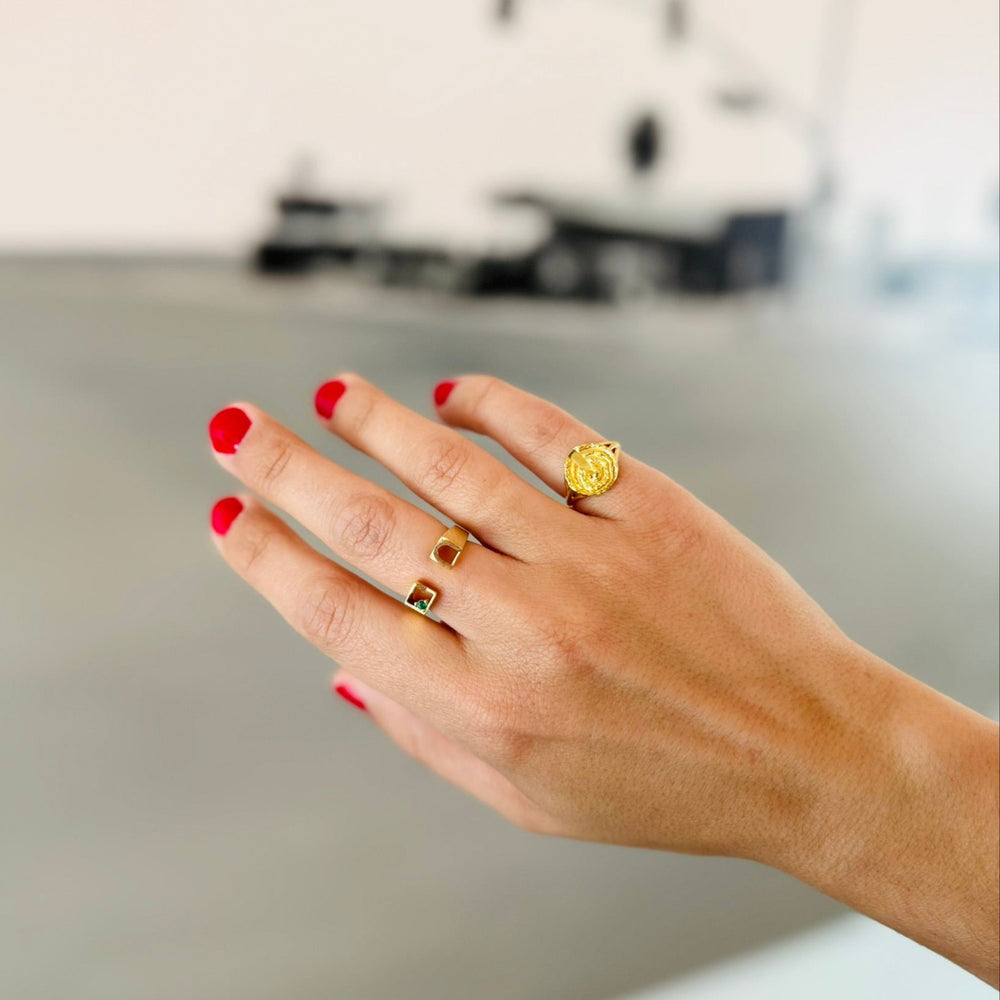 LoveLeeOr Ring Down To Earth // Cabbage Ring