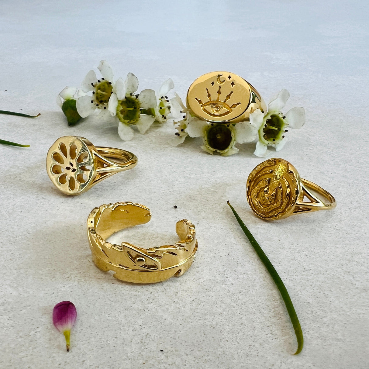 LoveLeeOr Ring Down To Earth // Cabbage Ring