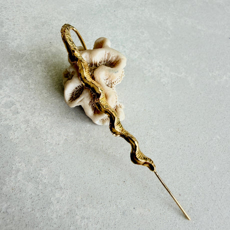 LOVE LEE OR Earring Lace Coral Ear Climber