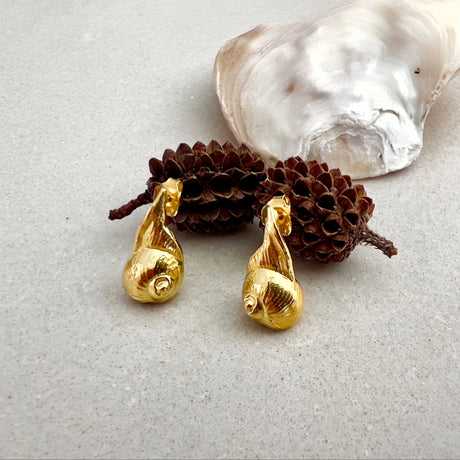 LOVE LEE OR Earrings Spiral Shell Earrings