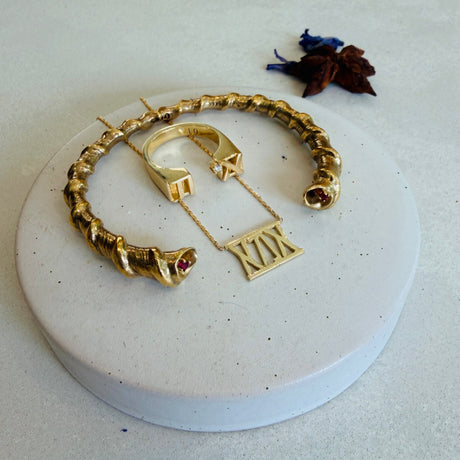 LOVE LEE OR Necklace IMA(MOM) Charm Necklace